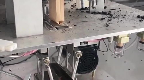 工業(yè)自動化控制軟件 從換封口機器看工人危機感與行業(yè)變革